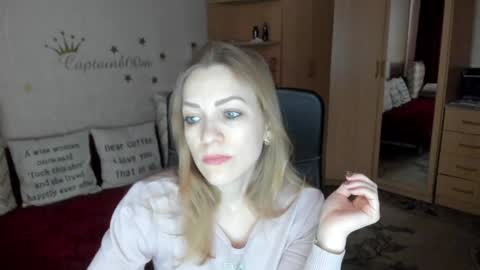 Silvia online show from 01.19.25