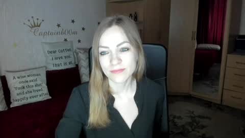 Silvia online show from 02.04.25