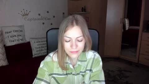 Silvia online show from 02.14.25