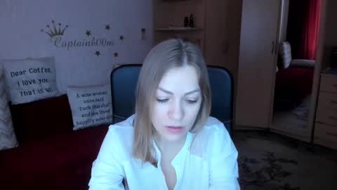 Silvia online show from 02.15.25