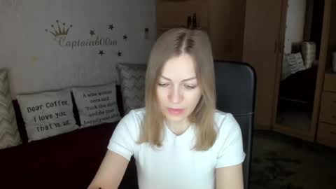 Silvia online show from 02.26.25