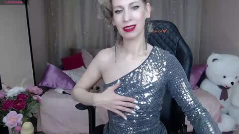 Adriana online show from 12.06.24