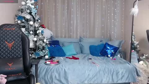 Adriana online show from 12.29.24