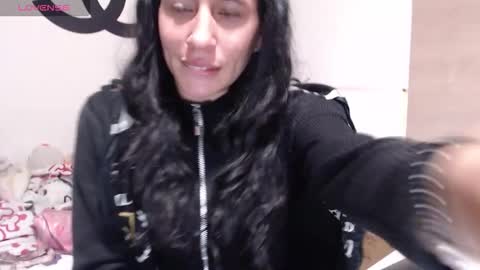 Snapshot of cherry_hc chatting on 10.15.25 Nezumy Rey online show from 10.15.25