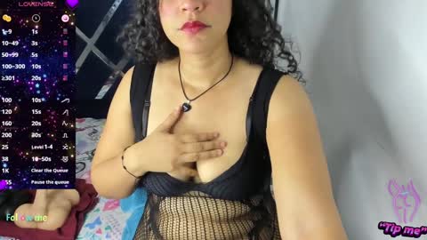 Snapshot of cherry_hottt1 chatting on 12.12.24 cherry hottt1 online show from 12.12.24