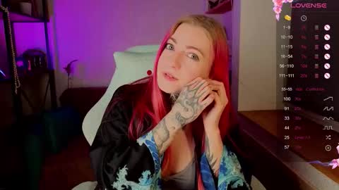 Roxy online show from 11.25.25