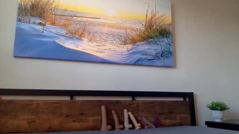 Snapshot of cherry_sinn chatting on 09.10.25 cherry sin online show from 09.10.25