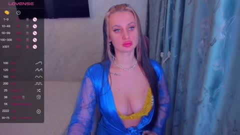 cherry_starrr online show from 01.11.25