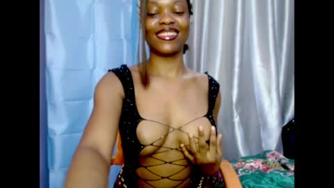 Snapshot of cherry_xchaos chatting on 06.22.26 Sophie online show from 06.22.26