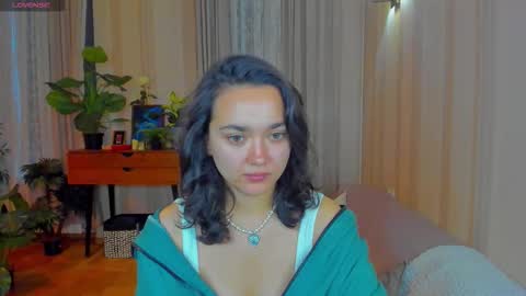 Snapshot of cherrybliis chatting on 09.08.25 Pixel online show from 09.08.25