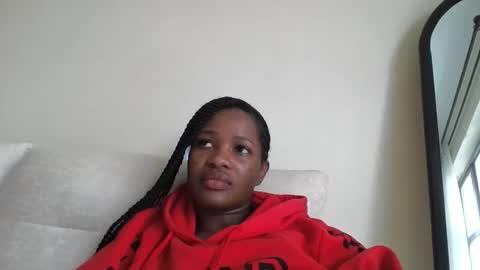 Cherryblossom2002 online show from 10.17.25