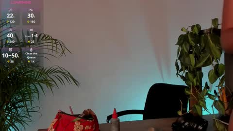 Cherry Lady online show from 12.21.25