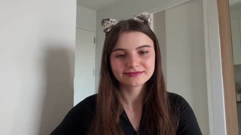 Lina online show from 12.28.24