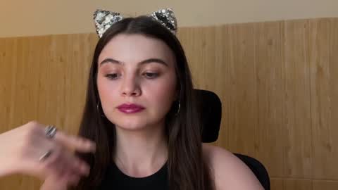 Lina online show from 01.30.25