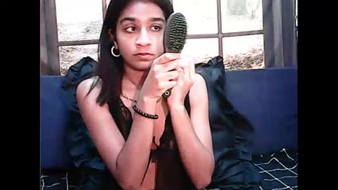 leah online show from 02.08.25