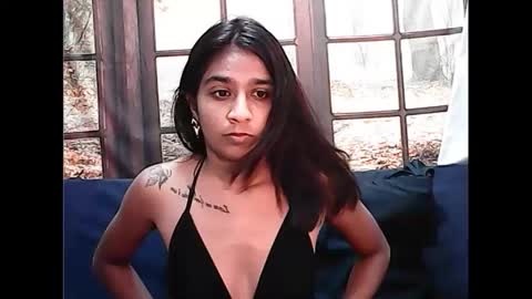 leah online show from 02.15.25