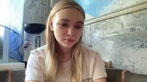 Snapshot of cherryleija chatting on 06.04.26 Lei online show from 06.04.26