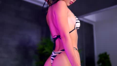 Selena online show from 09.26.25