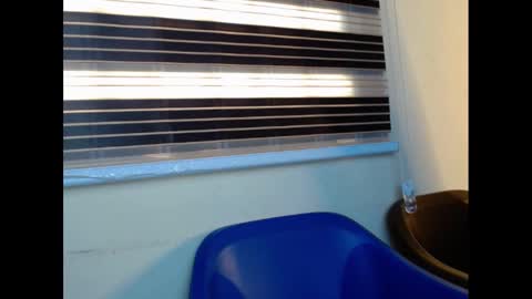 Snapshot of cherryxpussy chatting on 02.21.25 cherryxpussy online show from 02.21.25