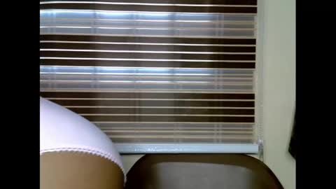 Snapshot of cherryxpussy chatting on 03.08.25 cherryxpussy online show from 03.08.25