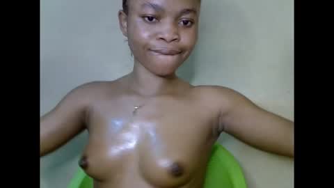 Snapshot of cherryxpussy chatting on 09.29.25 cherryxpussy online show from 09.29.25