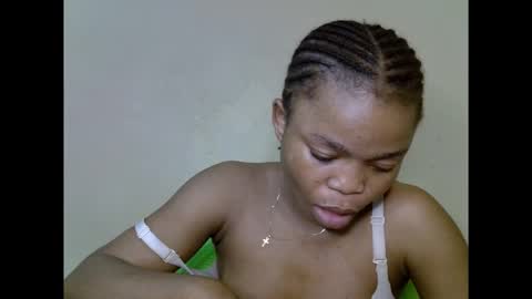 Snapshot of cherryxpussy chatting on 10.05.25 cherryxpussy online show from 10.05.25