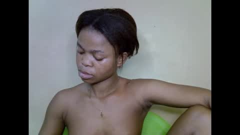 Snapshot of cherryxpussy chatting on 10.20.25 cherryxpussy online show from 10.20.25