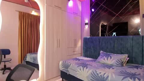 Cherry  Kathalina online show from 09.12.25