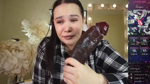 Snapshot of chery_lady22 chatting on 01.08.25 Banny online show from 01.08.25