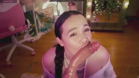 Snapshot of chery_lady22 chatting on 03.01.25 Banny online show from 03.01.25