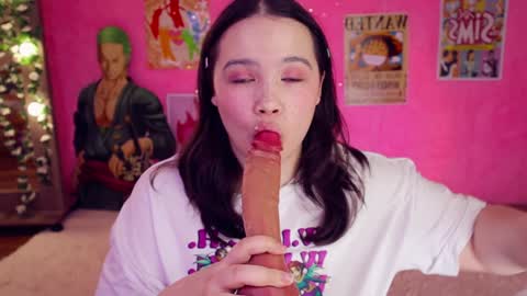 Snapshot of chery_lady22 chatting on 10.10.25 Banny online show from 10.10.25