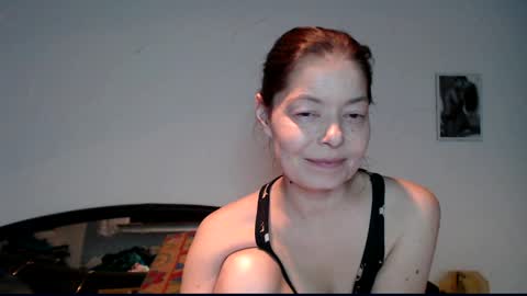 Snapshot of chiara177 chatting on 01.25.25 Chiara online show from 01.25.25