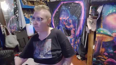 CurvySiren online show from 09.26.25