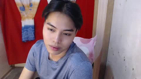 Snapshot of chicago_west chatting on 12.02.24 Ask me online show from 12.02.24