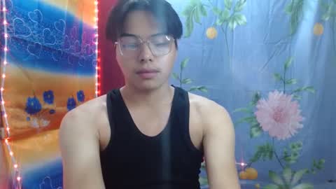 Snapshot of chicago_west chatting on 01.06.25 Ask me online show from 01.06.25