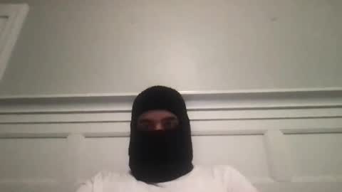 Snapshot of chicopaiisaa chatting on 10.09.25 Andres online show from 10.09.25