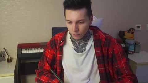 Snapshot of chillguy2k chatting on 01.24.25 Rick online show from 01.24.25