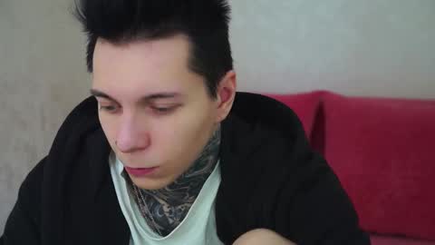 Snapshot of chillguy2k chatting on 02.01.25 Rick online show from 02.01.25