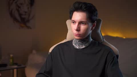 Snapshot of chillguy2k chatting on 10.15.25 Rick online show from 10.15.25