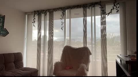 Snapshot of chillspace chatting on 01.04.25 KAIA online show from 01.04.25