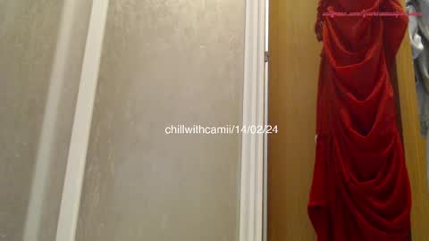 Snapshot of chillwithcamii chatting on 02.14.25 yoursensualparadise online show from 02.14.25