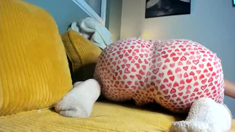 yoursensualparadise online show from 10.17.25