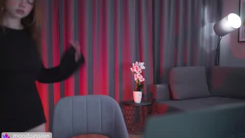 Snapshot of chillwithstacy chatting on 09.23.25 chillwithstacy online show from 09.23.25