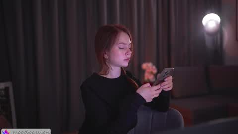 Snapshot of chillwithstacy chatting on 10.08.25 chillwithstacy online show from 10.08.25