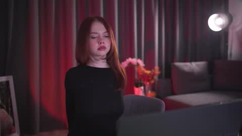 Snapshot of chillwithstacy chatting on 10.30.25 chillwithstacy online show from 10.30.25