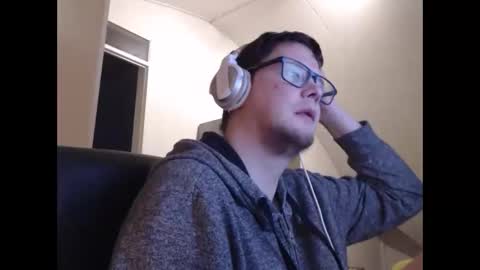 chillzonecam online show from 10.13.25