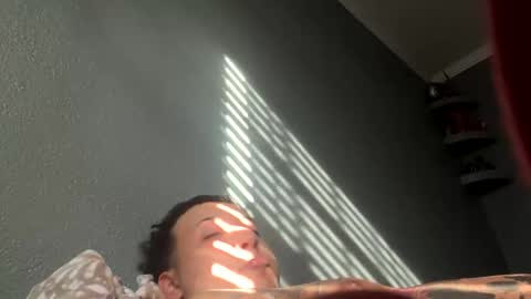 Snapshot of chino880172 chatting on 01.18.26 CHINO online show from 01.18.26