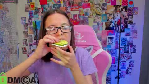 chio_mio online show from 10.12.25