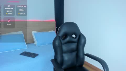 Snapshot of chiqui_milk1 chatting on 09.23.25 Chiqui online show from 09.23.25