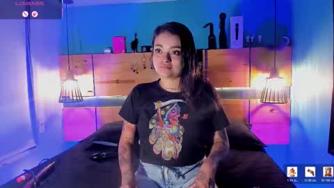 Chloeallennn  online show from 03.15.26